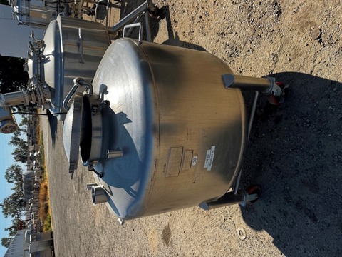 198 gallon Lee #750LDET, 750 liter 316 Stainless Steel tank, 44" dia. x 20" straight side, dish top & bottom - Image 2