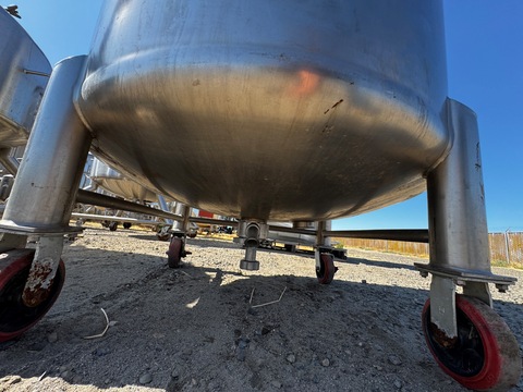 198 gallon Lee #750LDET, 750 liter 316 Stainless Steel tank, 44" dia. x 20" straight side, dish top & bottom - Image 4