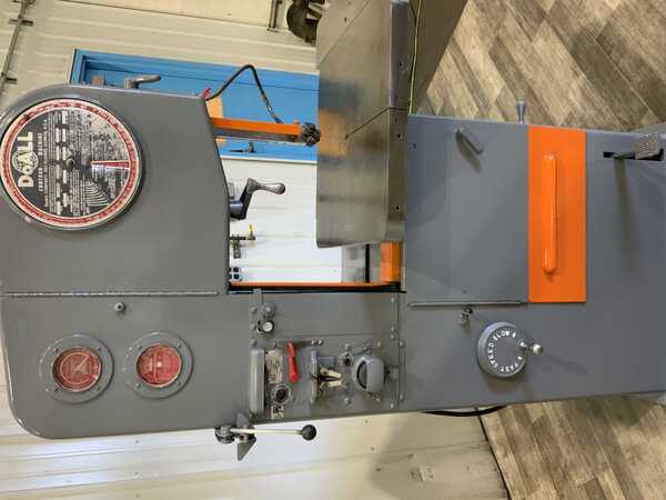 16" x 10" DoAll #1612-1, vertical band saw, 24" x 24" table, 122" blade, 1 HP, blade welder - Image 2