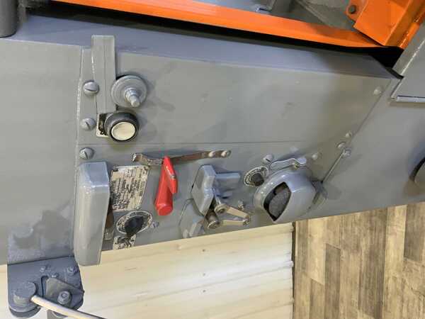 16" x 10" DoAll #1612-1, vertical band saw, 24" x 24" table, 122" blade, 1 HP, blade welder - Image 5
