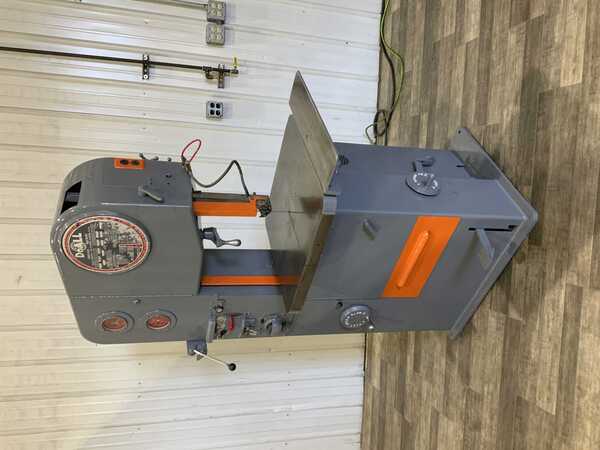 16" x 10" DoAll #1612-1, vertical band saw, 24" x 24" table, 122" blade, 1 HP, blade welder - Image 8