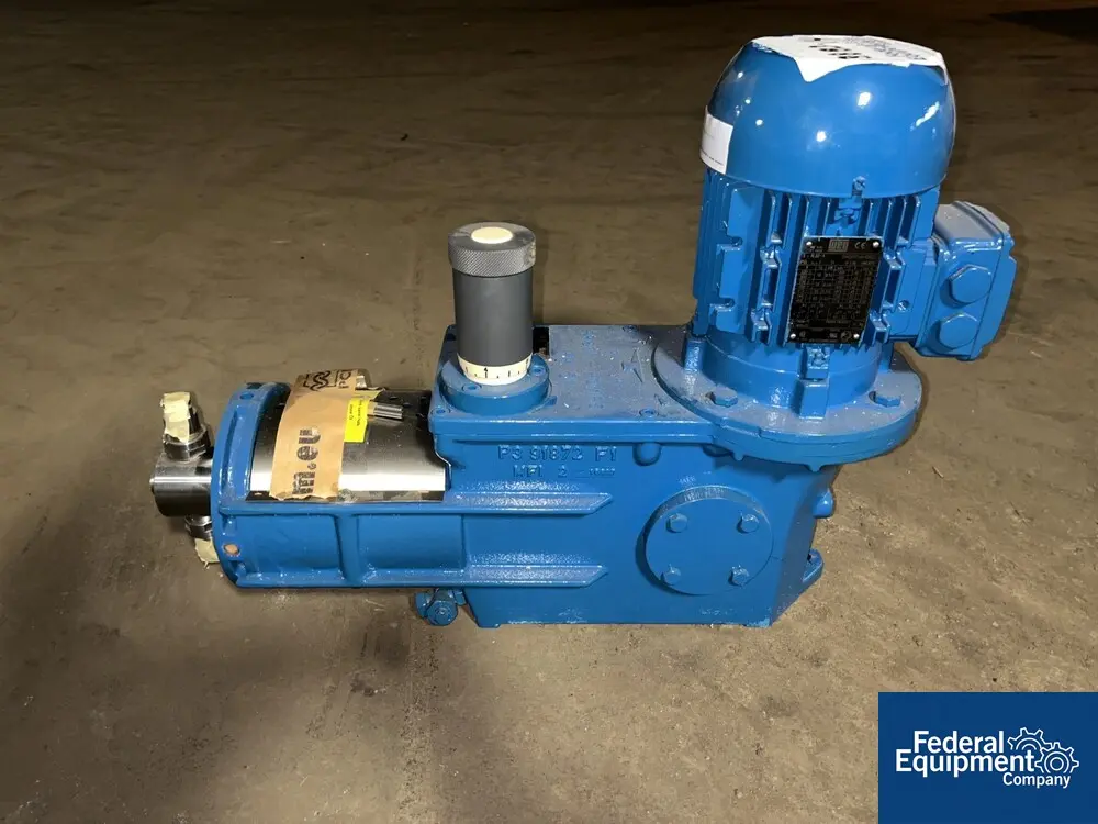 PCM #P31S8TE65, Plunger Dosing Pump, Stainless Steel head, 1.6 GPH, 0.8 HP, 460 V., 2007 - Image 4