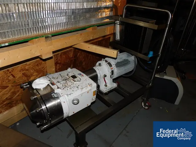 Waukesha Cherry Burrell #18OU2, Positive Displacement Pump, Stainless Steel, 3" in/out, 6:1 gearbox, 10 HP - Image 2