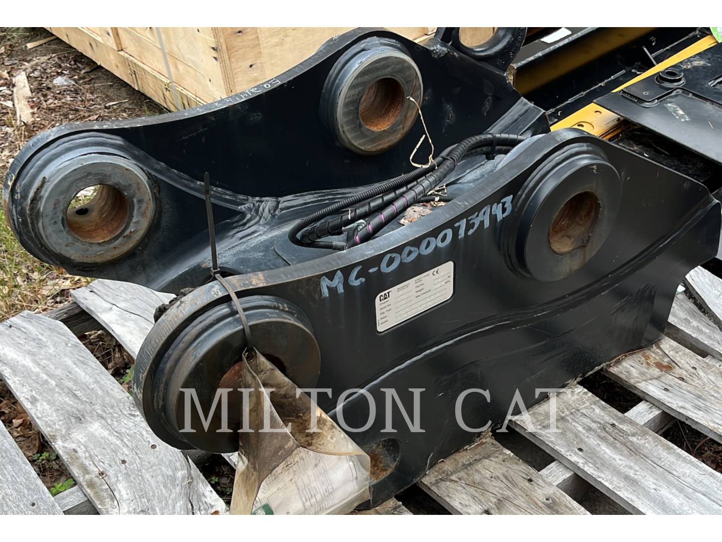 Caterpillar 320-325 S70 HYDRAULIC COUPLER, Quick Coupler, S/N: K7R01272, 2022 - Image 1