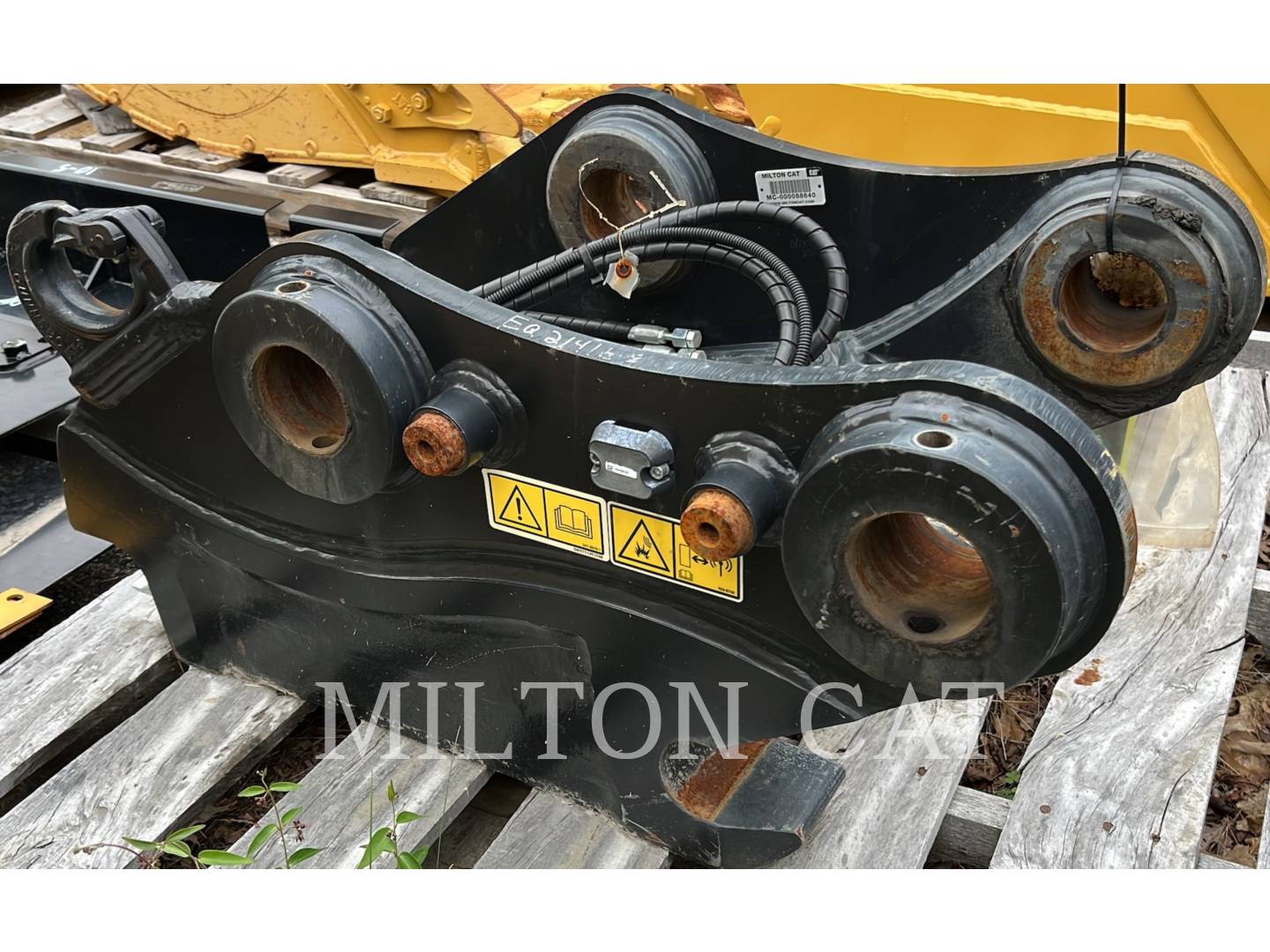 Caterpillar 320-325 S70 HYDRAULIC COUPLER, Quick Coupler, S/N: K7R01272, 2022 - Image 2