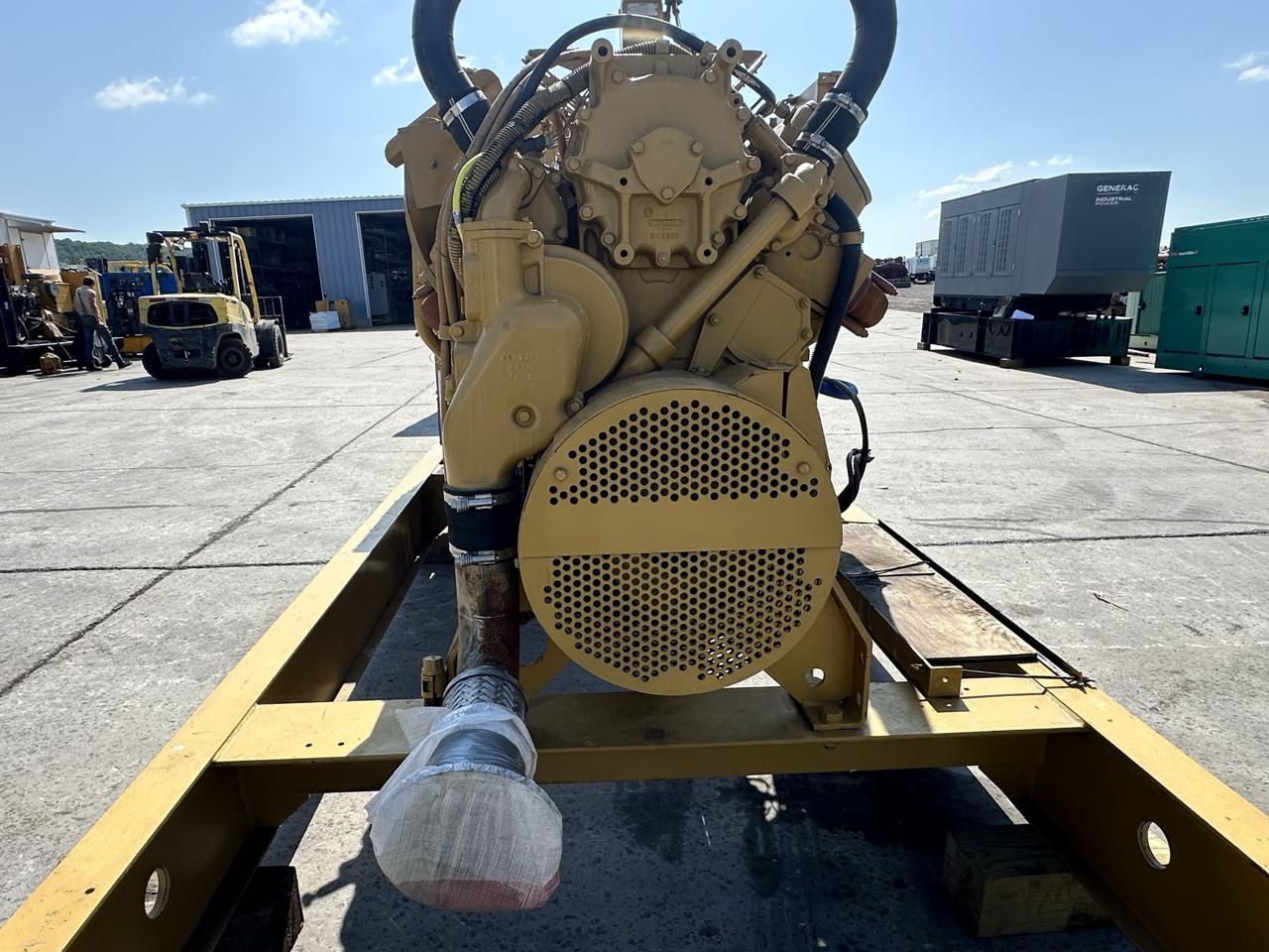 500 KW Caterpillar #3412, diesel generator set, remote electric drive radiator, 480 Volts, 720 hours, 1995 - Image 6