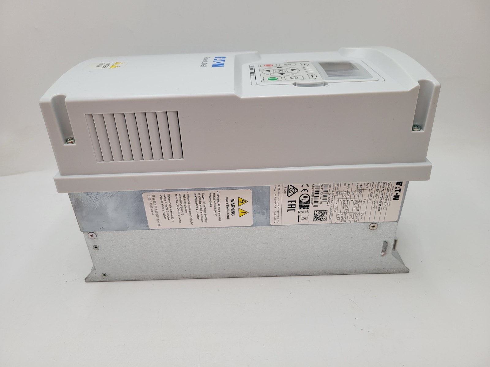 1.5 HP Eaton, PowerXL DG1 VFD, 400 Volts, DG1-343D3FB-C21C, 1.1 KW, 3.3A, UL type 1, IP 21, unused - Image 8