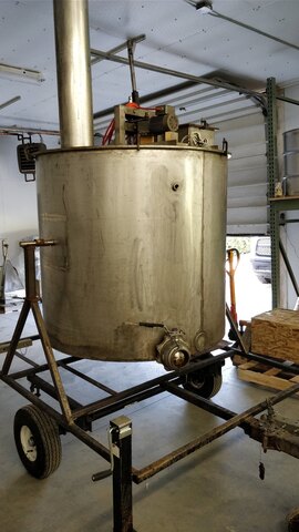500 gallon 304 Stainless Steel kettle, tilting, agitated, propane fired (2 available) - Image 1