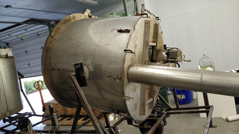 500 gallon 304 Stainless Steel kettle, tilting, agitated, propane fired (2 available) - Image 2