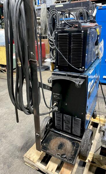 Miller #Millermatic-300, CV/DC mig welder, 300 amps., 200/230/460 V., 3-phase, 1998 - Image 4