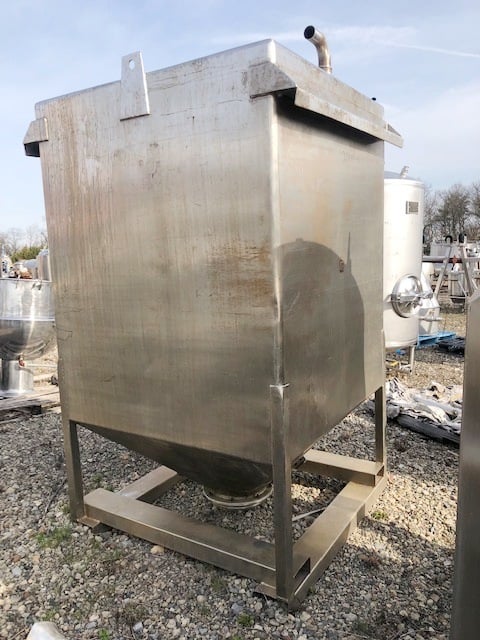 100 cu.ft., Stainless steel tote bin, 48" W x 48" D x 58" H, plus 25" cone bottom - Image 1