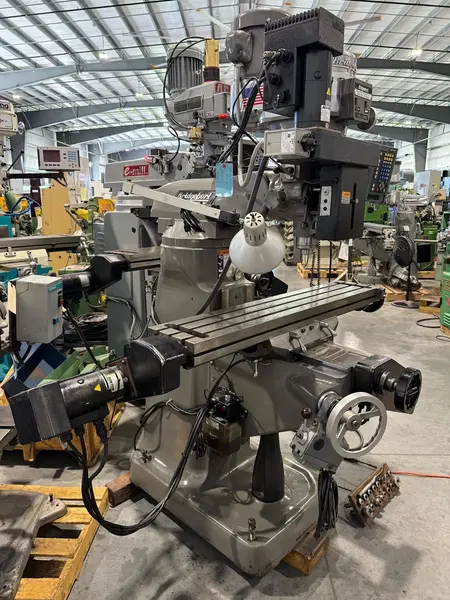 Bridgeport #Series-I, vertical mill, 9" x48" tbl., 2 HP, 31" X, 12" Y, 16" Z, 60-4200 RPM, R8, Acu-Rite - Image 2