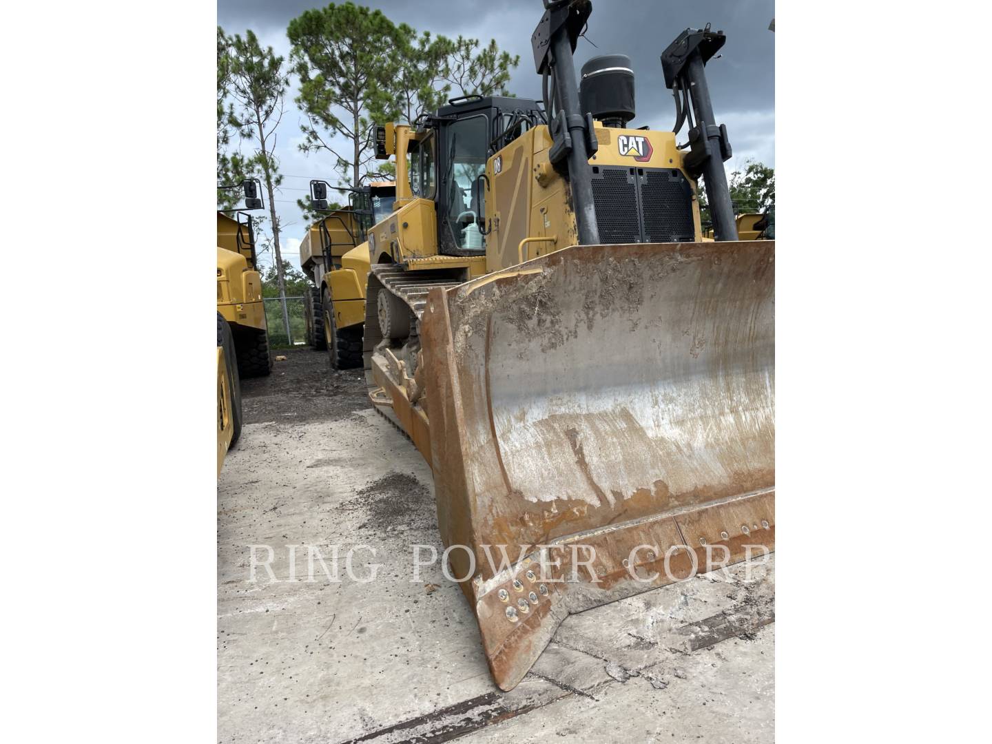 Caterpillar D8, Crawler Dozer, 1221 hours, S/N: AW800888, 2024 - Image 2