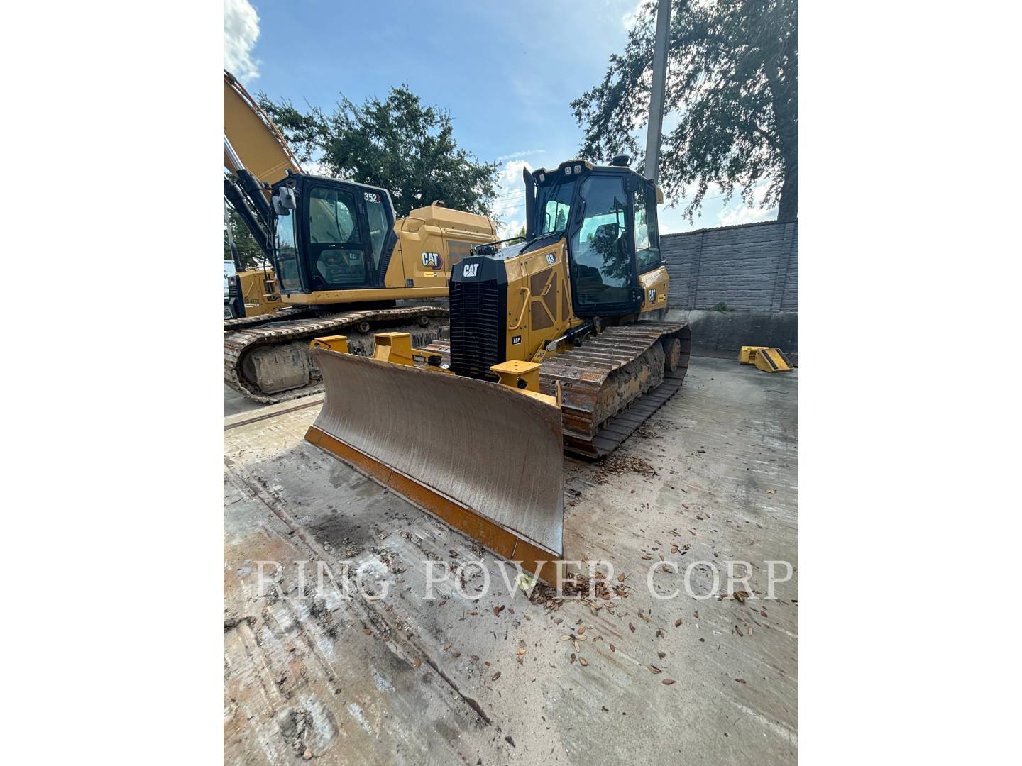 Caterpillar D3LGPEW, Crawler Dozer, 1356 hours, S/N: XKY05666, 2024 - Image 1