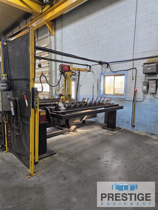 Lincoln Electric Welding System wtih Fanuc ArcMate 120ic 6-Axis Robot, 71.29" robot reach, 2015 - Image 2