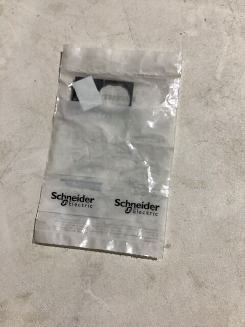 Schneider zby6102 legend holder for push button used - Image 1