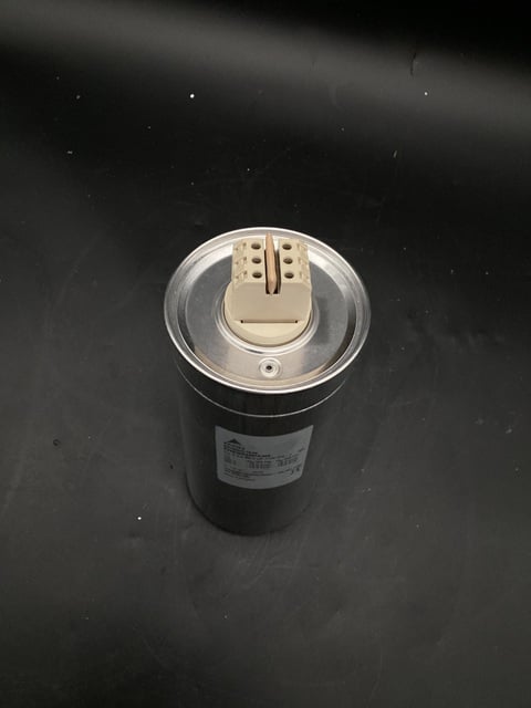 EPCOS MKV400-D-15-02 LOT OF 2 Capacitors NEW - Image 3