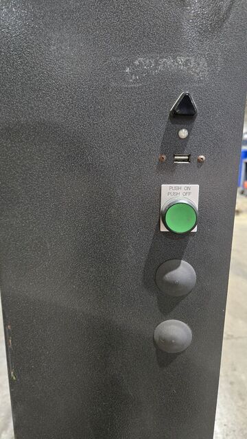 Control box with touchscreen used - Image 4