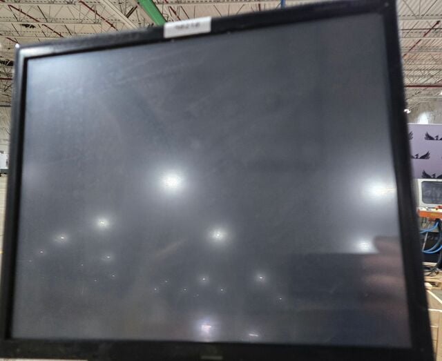 Control box with touchscreen used - Image 5