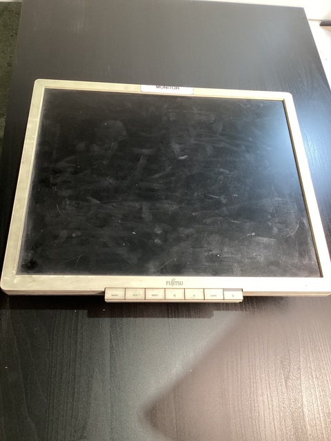 FUJITSU S26361-K1374-V140 B19-6 LED Monitor USED - Image 1