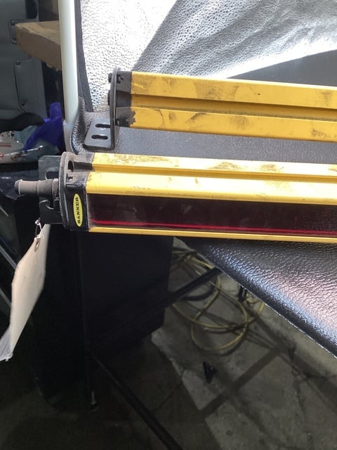 banner slsce30-1200q8 + slscr30-1200q8 safety ligh - Image 2