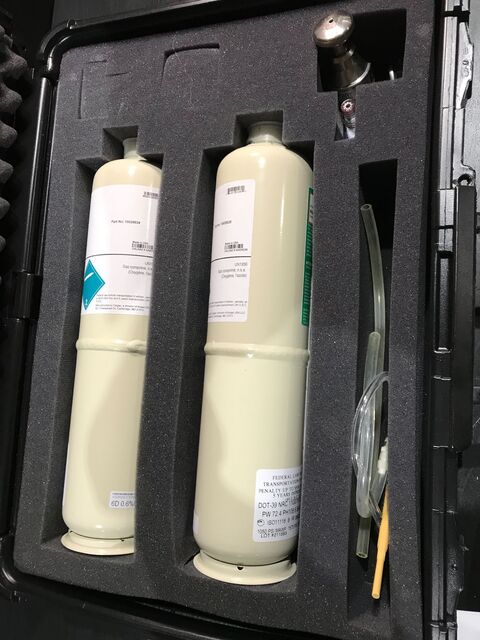 Calgaz 10028034 gas monitor new with case - Image 3