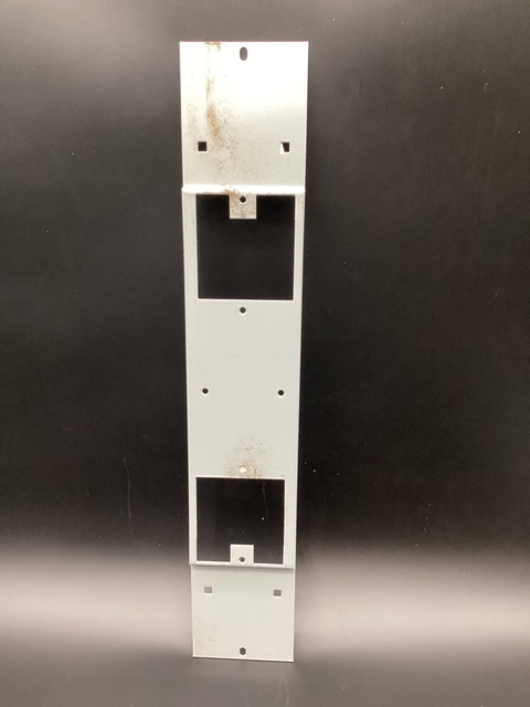 GENERAL ELECTRIC 208C2467G32 C/B Module Filler Plate USED - Image 2