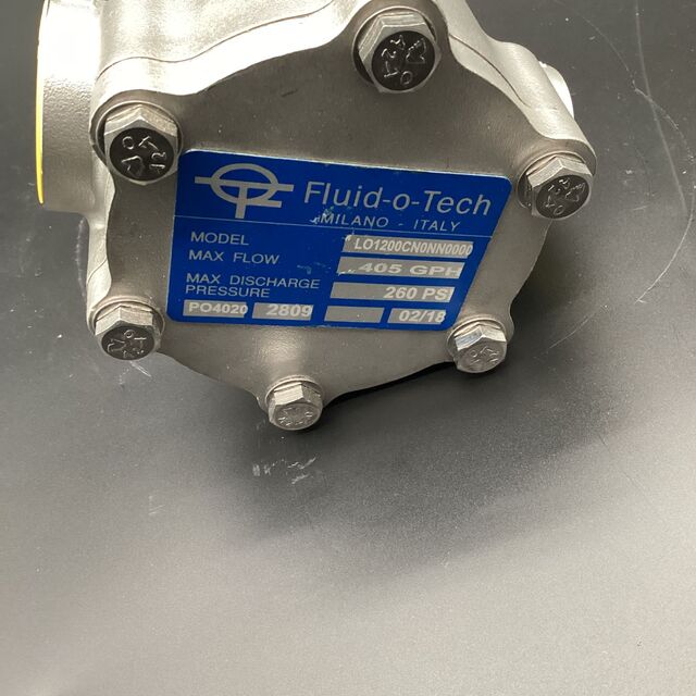 fluid-o-tech lo1200cn0nn0000 rotary vane pump 6.75, 260 PSI USED - Image 3