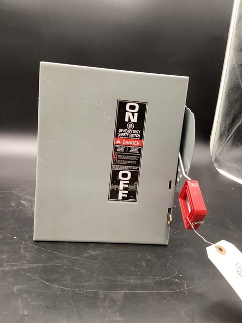 GENERAL ELECTRIC THN3361 General Purpose Safety Switch 30A, 600 VAC USED - Image 1