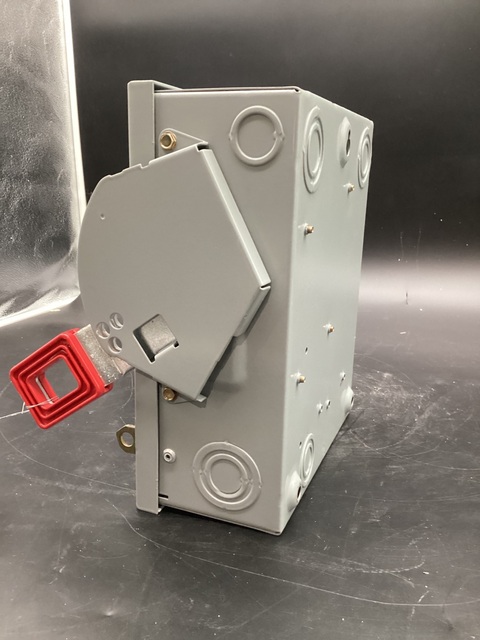 GENERAL ELECTRIC THN3361 General Purpose Safety Switch 30A, 600 VAC USED - Image 3