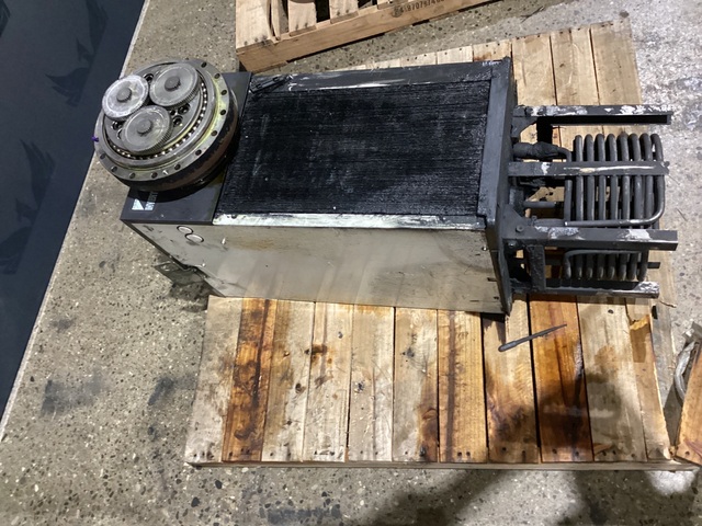 DAIKIN AKJ359 Immersion Oil Cooling Unit - Image 2