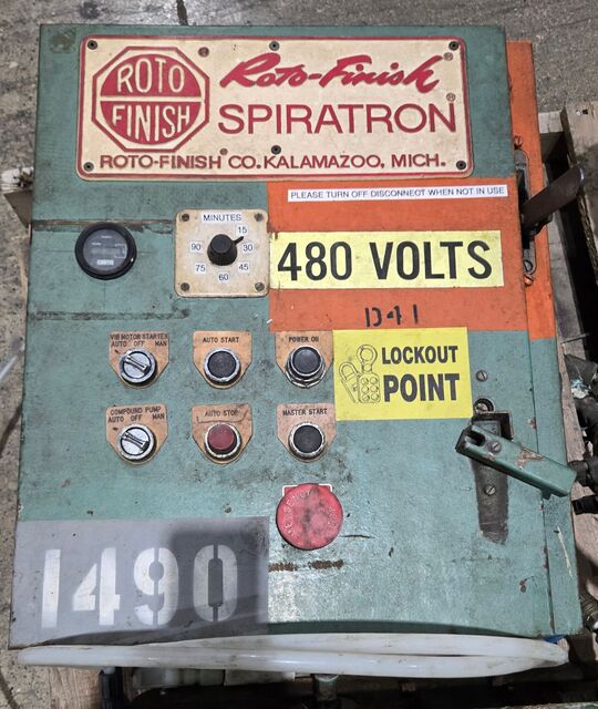 Roto-Finish #ST-4N6A, vibratory parts finisher - Image 9