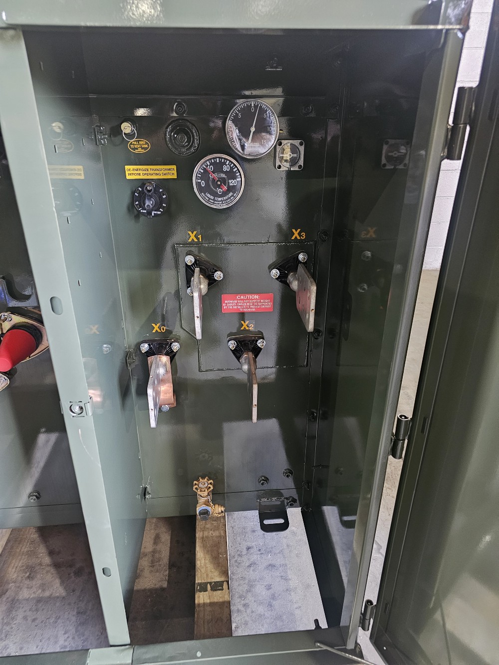 300 KVA 12470GrdY/7200 Primary, 208Y/120 Secondary, PAD, proCORE - Image 4