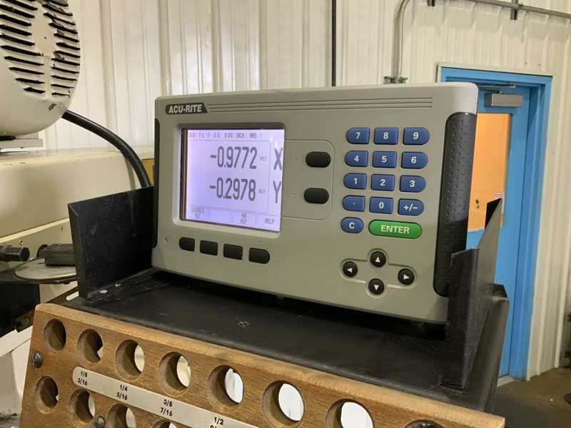 DoAll #FU-205, vertical/horizontal mill, 53-3/4" x 12" table, 2"-22" throat, Heidenhain 2-Axis digital read - Image 7