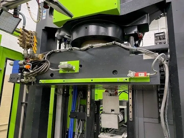 230 Ton, 14.6 oz., Engel #Insert-1060H/230-Rotary-US, vertical plastic injection molder, CC300, 2018 - Image 3