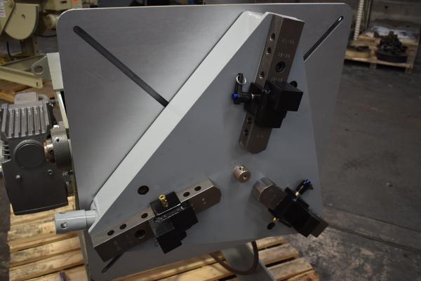 3000 lb. Koike Aronson #MD30, welding positioners, 30" x 30" table, 24" gripper chuck, new - Image 6