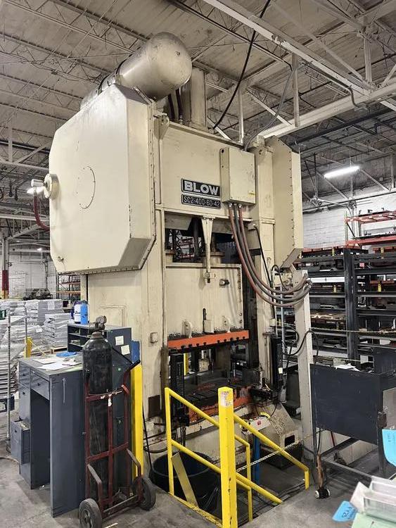 400 Ton, Blow #SC2-400-60-42, straight side double crank, 14" stroke, 24" Shut Height, 14" adj., 60" x42" - Image 3