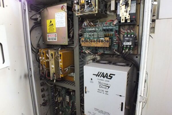 Haas #VF-3B, CNC vertical machining center, wired for 4th Axis, 40" X, 20" Y, 25" Z, 7500 RPM, 24 automatic - Image 4