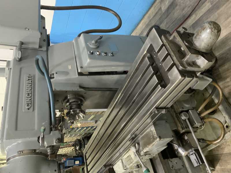 Cincinnati #205-12 Cinel 60, horizontal/vertical mill, 54-1/2" x 12" table, coolant, rapid traverse - Image 2
