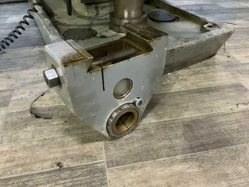 Cincinnati #205-12 Cinel 60, horizontal/vertical mill, 54-1/2" x 12" table, coolant, rapid traverse - Image 5