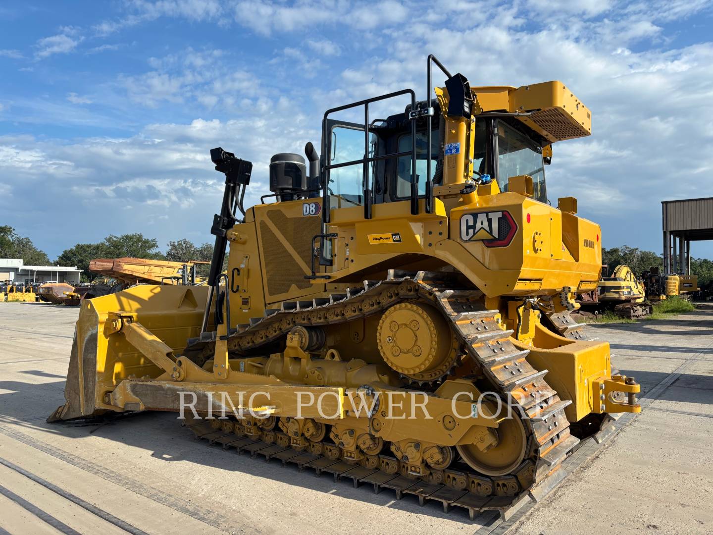 Caterpillar D8, Crawler Dozer, 662 hours, S/N: AW801019, 2024 - Image 3