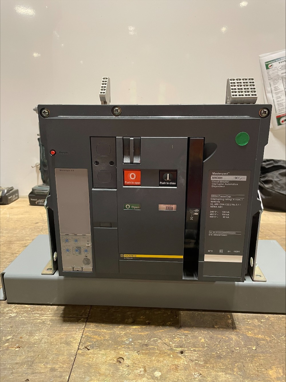 2500 Amps, Square D, NW30H, WL3HGX33A9SXXXXXXA, manually operated, Fix Mounted, Circuit Breaker, New Surplus - Image 2