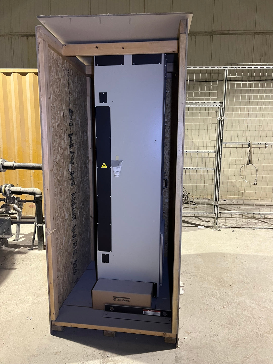 450 HP Allen-Bradley, Powerflex 755, AC drive, 435 amp, 600 Volts - Image 1