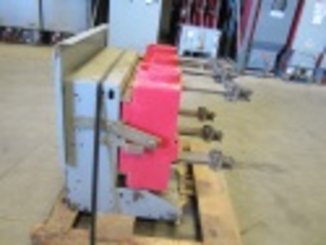 1200 Amps, Square D, V3D61A53Y000, electrically operated, drawout, #VB0003 - Image 5