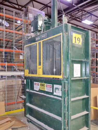 Epco vertical baler - Image 3