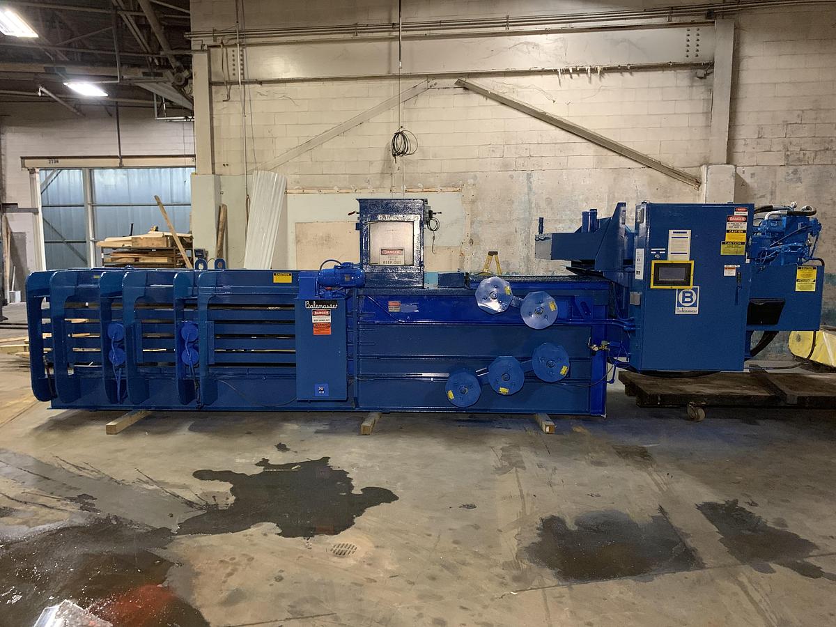 Balemaster baler - Image 1