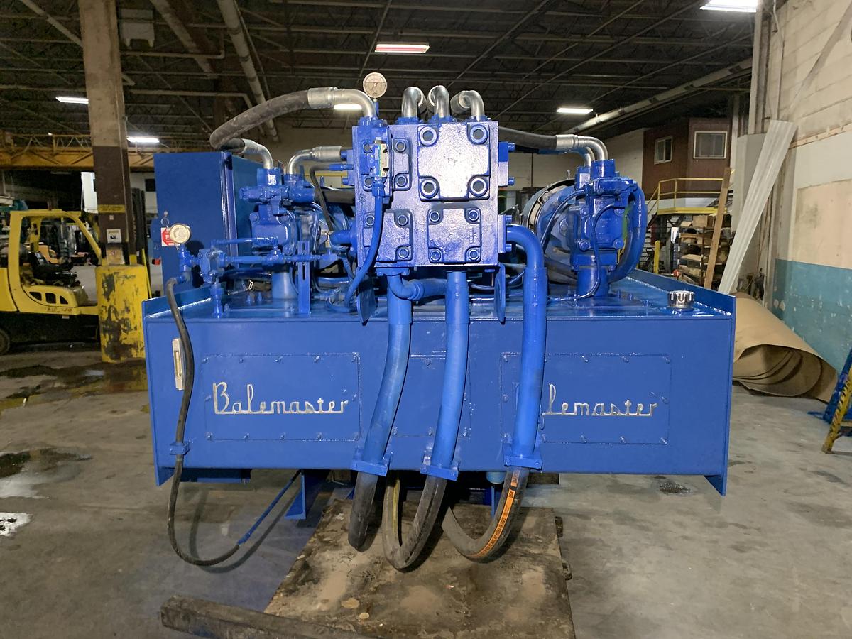 Balemaster baler - Image 4