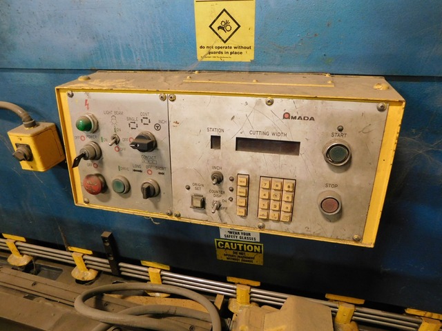 1/4" x 3' Amada #M4065, mechanical shear, 39" programmable back gauge, squaring arm, 1984 - Image 4