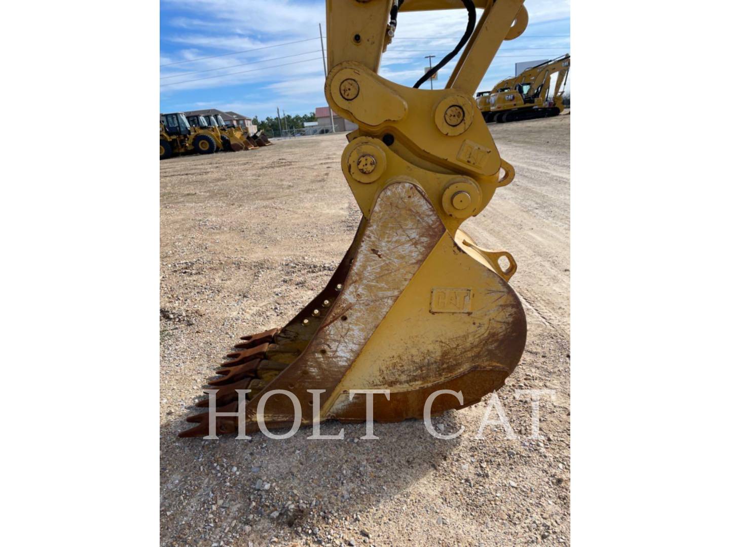 Caterpillar 325 TC, Crawler Dozer, 1278 hours, S/N: TEL30713, 2024 - Image 8