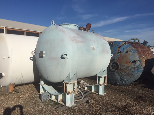 1500 gallon DeDietrich, Glass Lined Tank, Horizontal, 3008 Glass, 72" diameter x 78" straight side, 40 psi/FV - Image 4